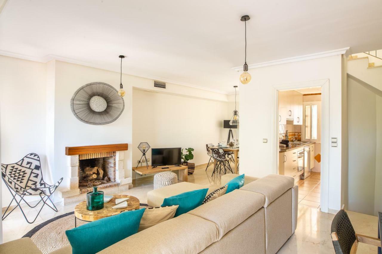 Stylish Townhouse In Beachfront Complex Marbella Exterior foto
